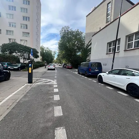 Cozy In Historic Muranow Apartman *